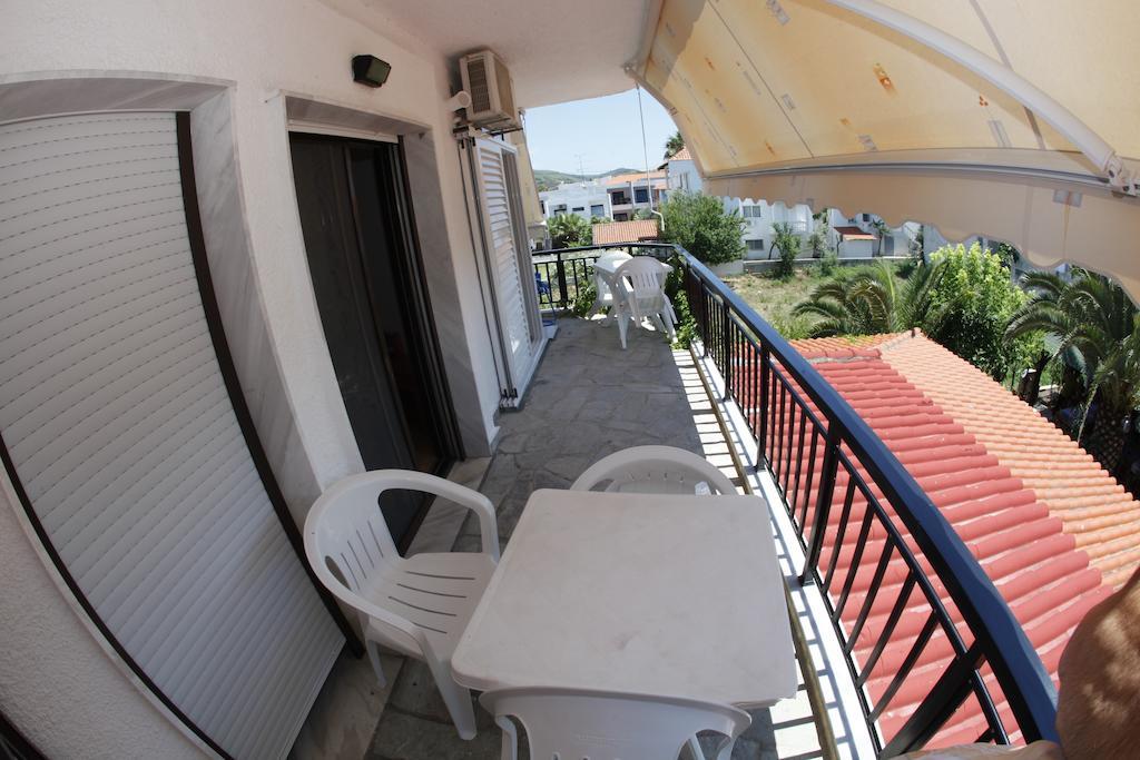 Badis Haus Apartment โตโรนี ห้อง รูปภาพ